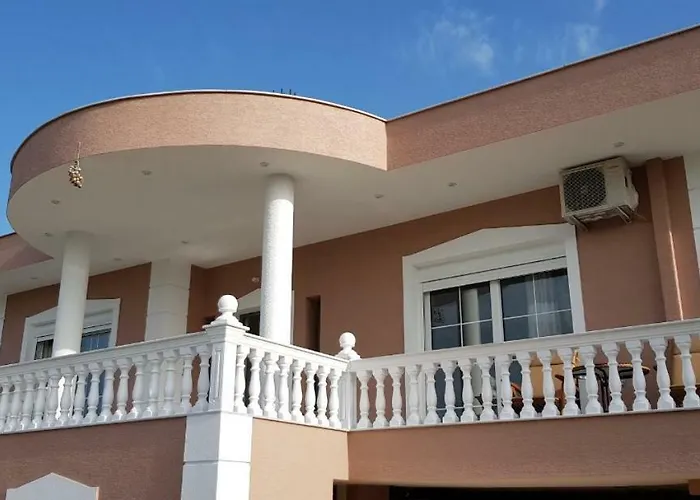 Anastasia Willa Ksamil